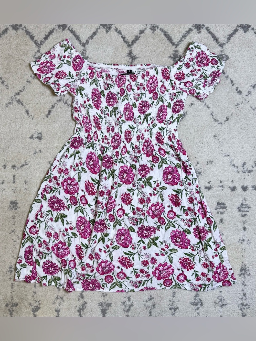 Ambiance White Floral Off-Shoulder Smocked Mini Dress Sz small